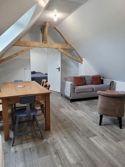 Appartement Proche Circuit Changé Εξωτερικό φωτογραφία